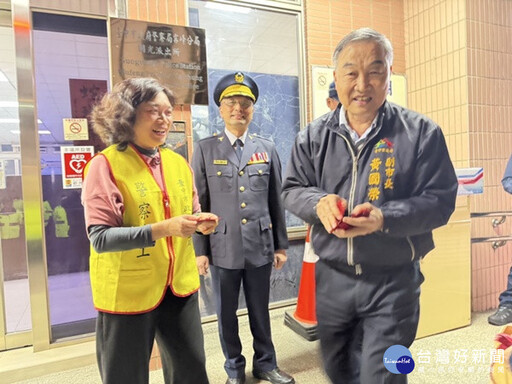 加強重要節日安全維護 台中副市長慰問霧峰、太平和烏日三分局警民力