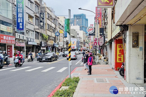 桃園首處人本示範街區第一階段提前完工 景福宮參香逛街都好行