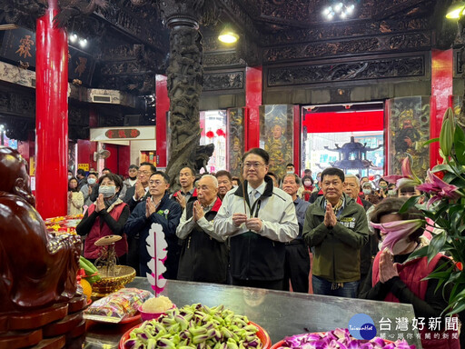 大年初三吉時 林右昌湧蓮寺與保和宮參香祈福