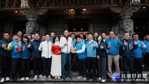 大年初三參香 張善政邀國人造訪台灣燈會宗教祈福燈區