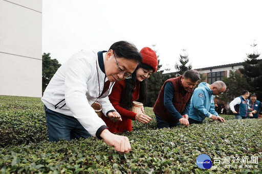 推廣大龍門觀光 張善政邀國人體驗茶藝文化品好茶