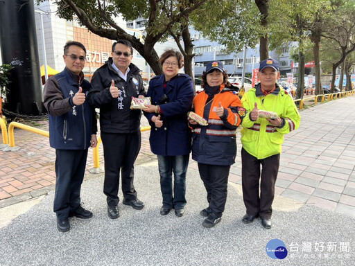 義交全力支援環南路地下道工程 平鎮警長親送暖心咖啡慰問