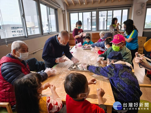 田中日照中心舉辦老幼共學 祖孫一同搓湯圓慶元宵