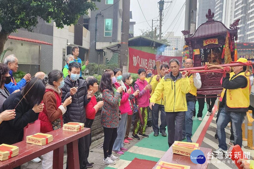 八德三元宮天上聖母繞境 民眾擺香案鑽轎腳祈求闔家平安