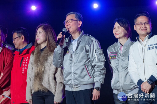 浪漫燈光與音樂交織 平鎮情人節音樂會溫馨登場