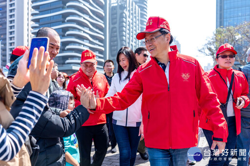 景福宮開漳聖王文化季遶境踩街 張善政：持續支持傳統民俗活動