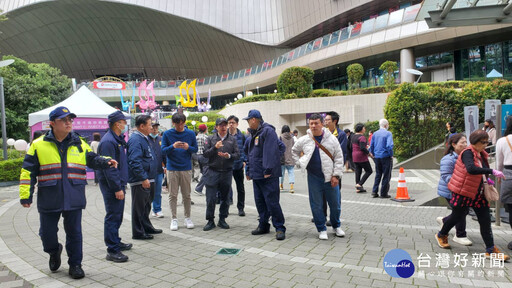 台灣燈會人潮洶湧 桃園警民合作守護安全暢行