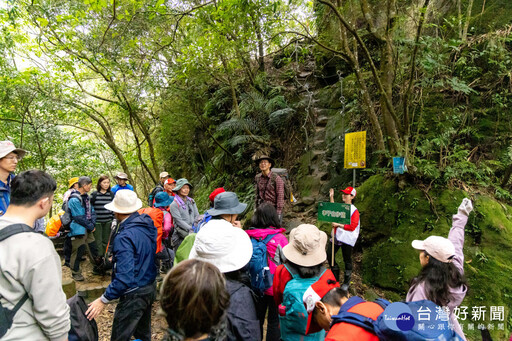 新北平溪天燈圓滿落幕 健行淨山創造環境永續