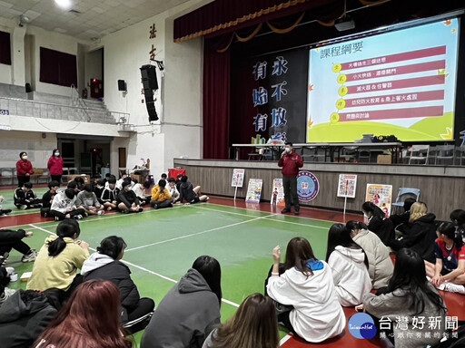 基隆高中夜間防火演練 強化住宿生緊急應變能力