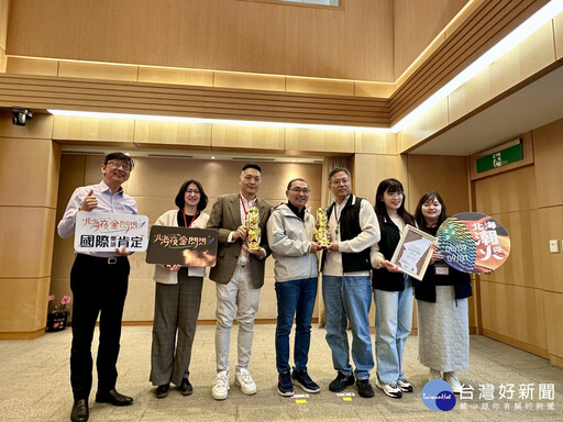「萬金杜鵑」及「北海潮與火」躍上國際 農業局市政會議獻獎