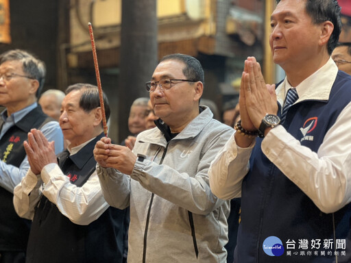 觀世音菩薩誕辰 侯友宜赴板橋接雲寺與接源堂參拜祈福