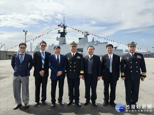 陽明交大首登磐石艦 親臨體驗系統工程學生生活