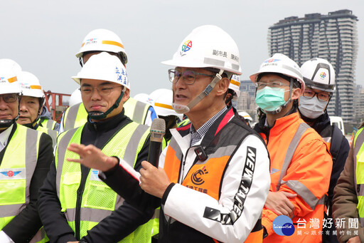 「淡江大橋」淡水端橋面板閉合 主橋塔預計今年7月完工