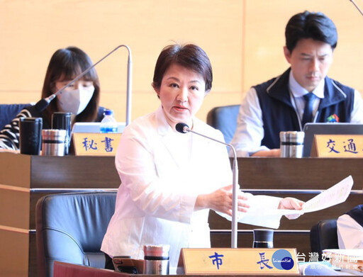 議會備詢心繫關稅衝擊 盧秀燕指派鄭照新赴院會提8縣市聯合聲明