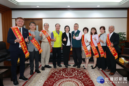 臺南7位勞工榮獲全國模範 市議長邱莉莉特予表揚