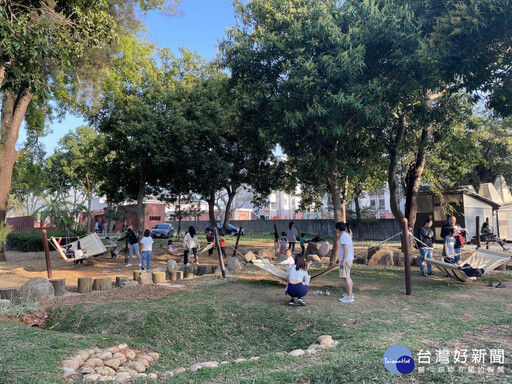 炎夏將至 中市后里森林公園「搖籃遊戲場」增設遮蔭設施