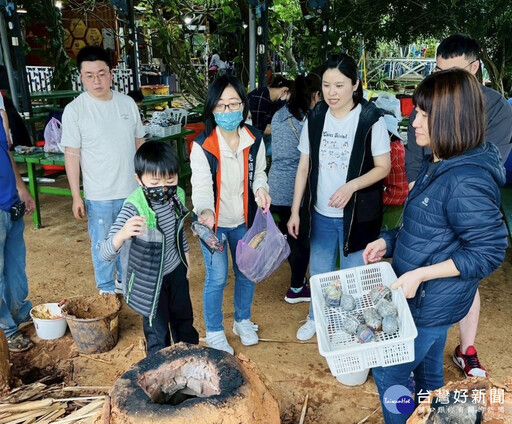 青銀共遊舒心情 桃樂居日照中心帶長輩與家屬共創美好回憶