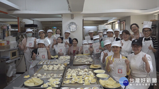 內湖丙級中式麵食班 新住民學員用心學習