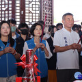 苗栗縣府為國中會考祈願 鍾東錦與師生同心祝福