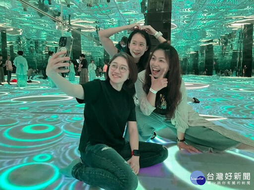 從消防衣到網美裝 女力綻放異想樂園