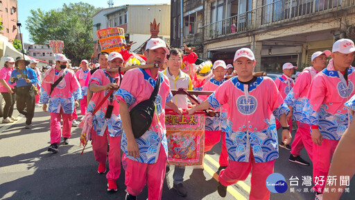 金山慈護宮二媽回娘家 新北民政局長親自扶轎起駕
