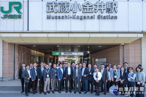 兼顧軌道運輸與沿線開發 張善政考察三大型態JR東日本車站