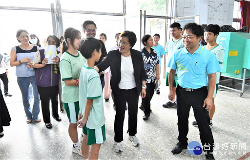 國中教育會考將登場 彰縣長王惠美巡視考場試務準備