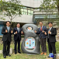 日本3位市長齊訪板橋 共揭臺日友誼紀念石