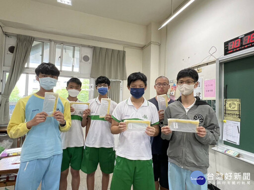 國中會考17、18日登場 黃敏惠贈考生加油小物