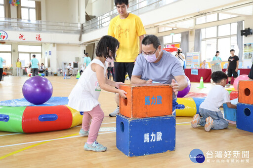 性平好家在趣味活動 中寮引動親子熱情參與