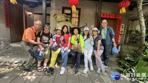 北榮桃園分院志工隊溫馨旅遊 攜手同行歡笑不斷