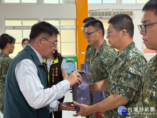 端午節勞軍 南巿府率團赴陸軍步兵203旅慰勞官兵