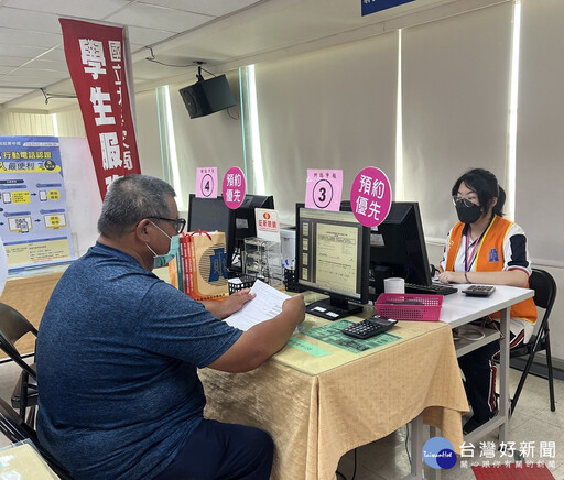 又到報稅期 北斗家商協助民眾報稅服務獲民眾肯定