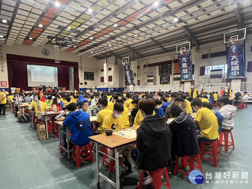 桃園市圍棋錦標賽 視障棋士對弈感動全場