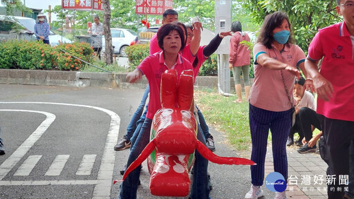 溪州鄉端午傳情 「粽是為鄉親」促進鄉民情誼