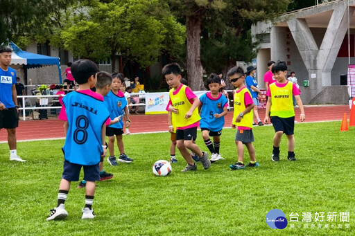 足球運動紮根基層 第二屆佳里草根足球節180位小朋友快樂參與