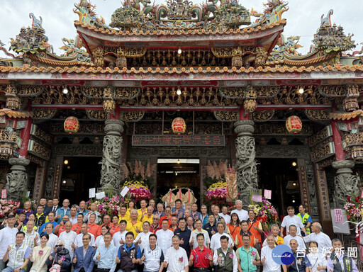 新莊文武大眾爺聖誕 劉和然參香祝壽