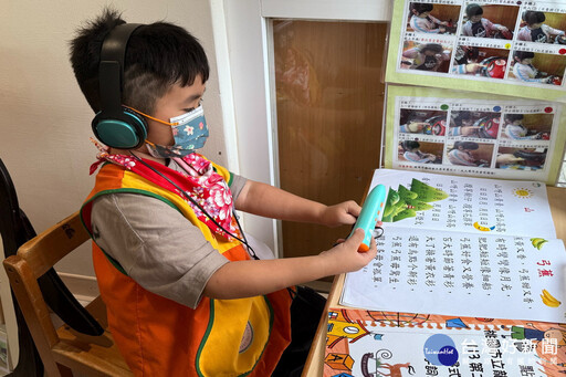 沉浸式教學老師各顯神通 引導學生習慣聽客講客