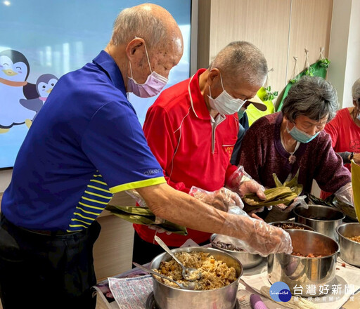 端午佳節傳遞溫情 田中秀和苑日照長輩「包粽」樂