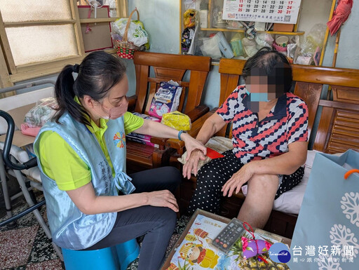 端午送暖 頂新和德文教基金會攜手1919食物銀行關懷弱勢