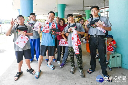 運動平權龍舟賽 蘇俊賓率市府隊再戰桃園特教學校