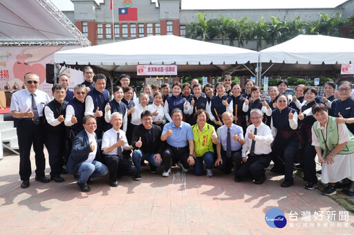 微光照亮社會 竹縣慈濟愛心園遊會點亮希望