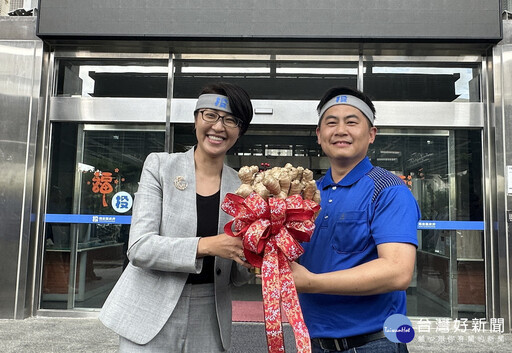 全國青農趣味競賽在南投 許淑華授旗盼旗開得勝