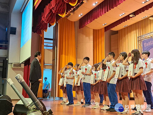 張善政出席陽明高中畢業典禮 勉勵學子邁向人生新階段
