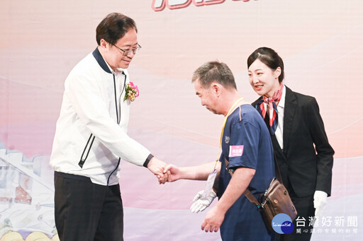 桃市114年交通導護暨教育志工表揚大會 張善政：攜手志工打造安全通學環境