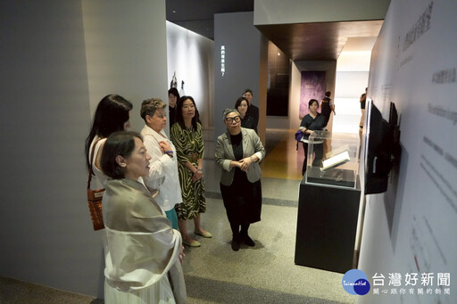 瓜地馬拉第一夫人訪宗博館 感受光與信仰交會