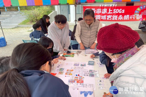增添團隊生力軍 長榮大學龜遊伴伴團隊培訓桌遊小老師