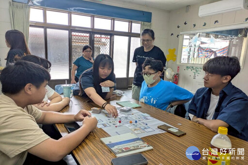 增添團隊生力軍 長榮大學龜遊伴伴團隊培訓桌遊小老師