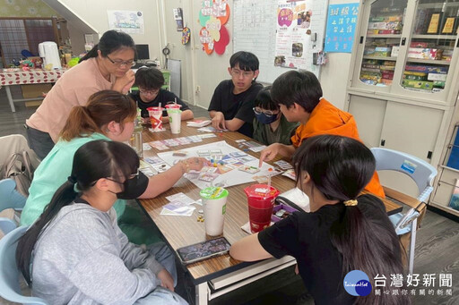 增添團隊生力軍 長榮大學龜遊伴伴團隊培訓桌遊小老師