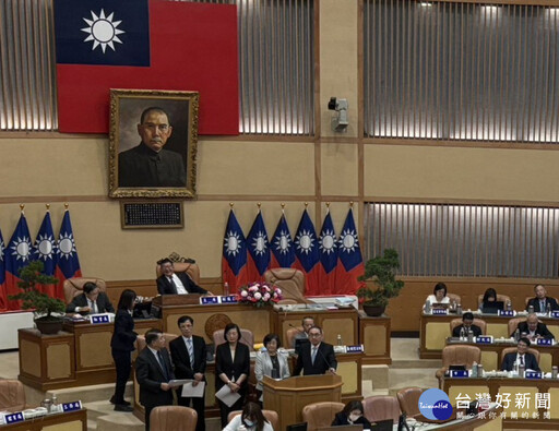 國民黨議員關注青少年身心健康 侯友宜：校園持續推動SEL計畫